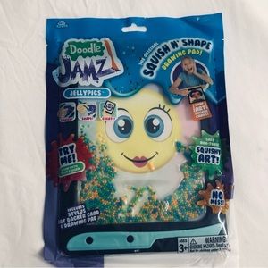 Doodle Jamz Jellypics Squish N’ Shape Drawing Pad.black